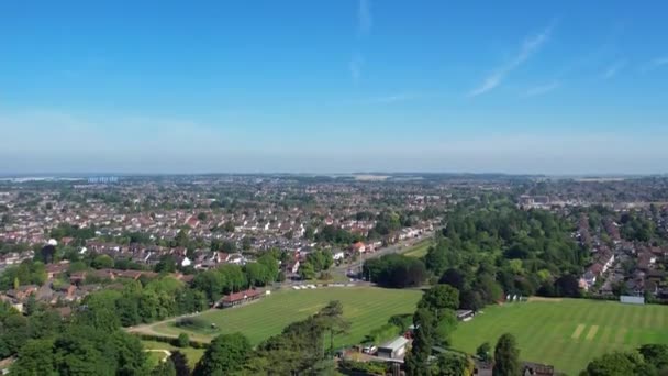 英国华府公园和卢顿市的高角景观 2023年11月1日用Drone Camera在英国上空拍摄 — 图库视频影像