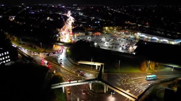 Luchtfoto Van Verlichte Luton City Tijdens Nacht Van Helder Weer — Stockvideo