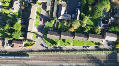 Güneşli bir günde İngiltere 'nin Kuzey Luton Leagrave şehrinin yüksek açılı güzel görüntüsü. 7 Kasım 2023 'te Drone' un Kamerası ile yakalanmış.