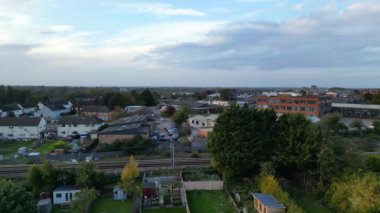 İngiltere 'nin Bulutlu Gününde Hitchin Town' un Hava Görüntüsü. 28 Ekim 2023 'te Drone' un Kamerası ile yakalanmış.