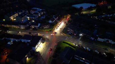 Hitchin Town of England 'ı aydınlattı. İHA 'nın Akşam Saati Kamerası, 28 Ekim 2023