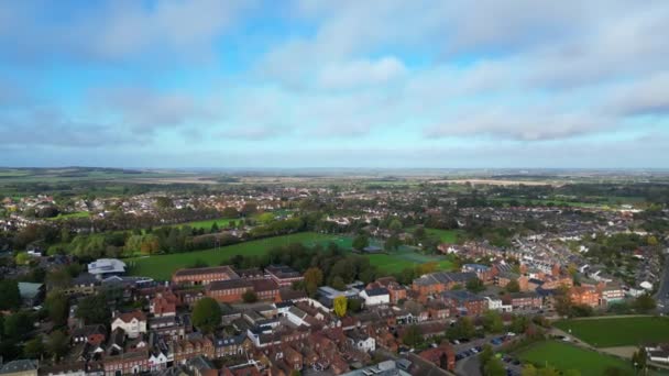 Воздушный След Домов Центральном Английском Городе Хитчин Кадры Снятые Камерой — стоковое видео