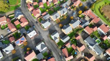 İngiltere, Bedfordshire 'ın en güzel kırsal manzarasının havadan görüntüsü. Görüntü İHA 'nın Kamerasıyla 30 Ekim 2023' te Güzel Kısmen Bulutlu Gün 'de çekildi..