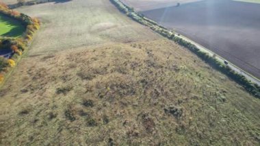 İngiltere 'nin Letchworth Garden şehrinin kırsal arazisinin hava görüntüsü. Görüntü İHA 'nın Kamerasıyla 11 Kasım 2023' te çekildi.