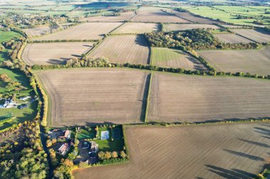 İngiltere 'nin Letchworth Garden City kırsal kesiminin yüksek açılı görüntüleri. Görüntü İHA 'nın Kamerasıyla 11 Kasım 2023' te çekildi.
