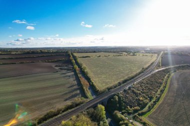 İngiltere 'nin Letchworth Garden City kırsal kesiminin yüksek açılı görüntüleri. Görüntü İHA 'nın Kamerasıyla 11 Kasım 2023' te çekildi.