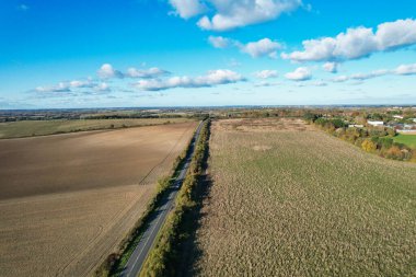 İngiltere 'nin Letchworth Garden City kırsal kesiminin yüksek açılı görüntüleri. Görüntü İHA 'nın Kamerasıyla 11 Kasım 2023' te çekildi.