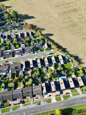İngiltere 'nin Letchworth Garden City kırsal kesiminin yüksek açılı görüntüleri. Görüntü İHA 'nın Kamerasıyla 11 Kasım 2023' te çekildi.
