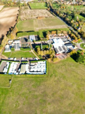 İngiltere 'nin Letchworth Garden City kırsal kesiminin yüksek açılı görüntüleri. Görüntü İHA 'nın Kamerasıyla 11 Kasım 2023' te çekildi.