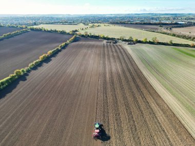 İngiltere 'nin Letchworth Garden City kırsal kesiminin yüksek açılı görüntüleri. Görüntü İHA 'nın Kamerasıyla 11 Kasım 2023' te çekildi.