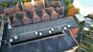 Merkez Luton Şehir Merkezi ve Binaları. 4 Kasım 2023 'te Parlak Soğuk Güneşli bir günde yakalandı. Luton, İngiltere Büyük Britanya, Birleşik Krallık, İngiltere