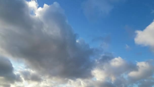 Bella High Angle Time Lapse Drone Camera Metraggio Cielo Blu — Video Stock