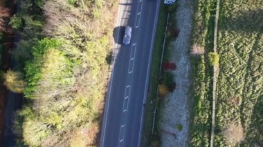 İngiltere 'nin Dunstable kasabasının yüksek açılı görüntüsü. Dunstable, Houghton Regis ve Luton Town birbirleriyle ortak. 17 Kasım 2023 'te Çekilen Görüntüler