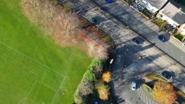 İngiltere 'nin Dunstable kasabasının yüksek açılı görüntüsü. Dunstable, Houghton Regis ve Luton Town birbirleriyle ortak. 17 Kasım 2023 'te Çekilen Görüntüler