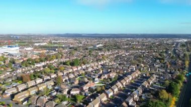 İngiltere 'nin Dunstable kasabasının yüksek açılı görüntüsü. Dunstable, Houghton Regis ve Luton Town birbirleriyle ortak. 17 Kasım 2023 'te Çekilen Görüntüler