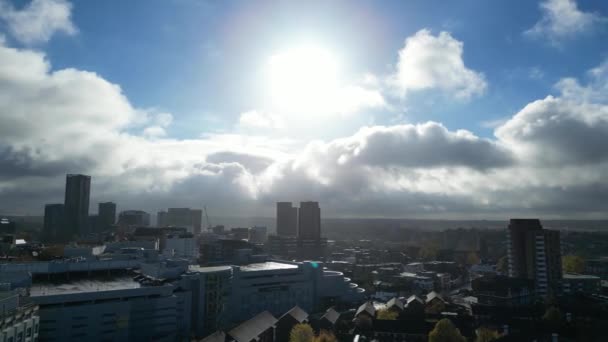 多云雨天西克罗伊敦伦敦首都城旅游的高角景观 英国英格兰中部伦敦 2023年11月20日被捕 — 图库视频影像