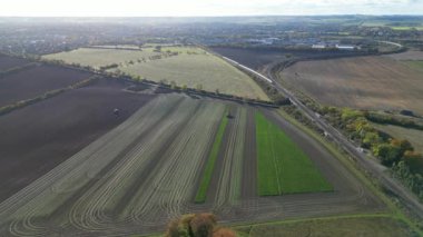 İngiltere 'nin İngiltere' deki Letchworth Garden City 'nin Kırsal Tarım Çiftliği Yüksek Açı Görüntüsü. Bu görüntü 2023 kışında Drone 'un Kamerasıyla çekildi.