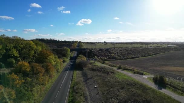 High Angle Footage British Road Passing Countryside Letchworth Angleterre Grande — Video