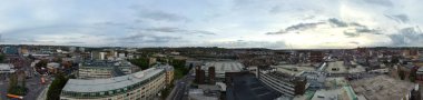 Merkezi Luton Şehri ve Binaları 'nın Güzel Geniş Açı Panoramik Manzarası
