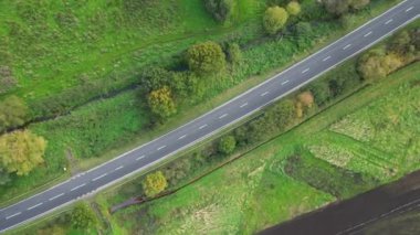 İngiltere Bedfordshire 'ın İngiliz Kırsal Bölgesi Yüksek Açılı Manzarası. 30 Ekim 2023