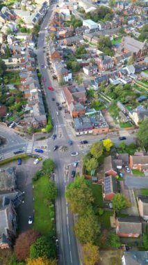 Rüzgârlı bir günde İngiltere 'nin Hitchin şehrinin hava görüntüsü