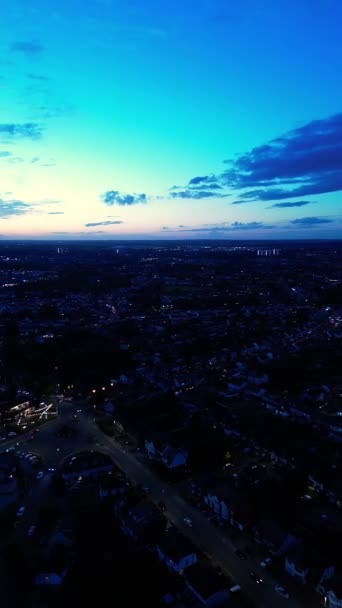 Flygbilder Upplysta Luton City Efter Solnedgången — Stockvideo