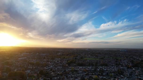 Άποψη Υψηλής Γωνίας Της Βρετανικής Πόλης Από Την Κάμερα Υψηλής — Αρχείο Βίντεο