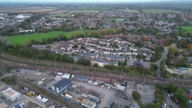İngiltere 'nin Merkez Hitchin Şehri Büyük Britanya' nın Hava Hızlandırılmış Görüntüsü. 28 Ekim 2023