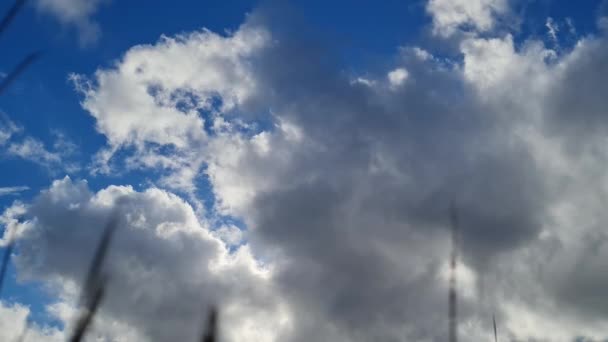 Dramatische Wolken Boven Engeland — Stockvideo