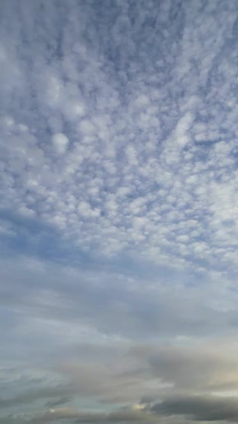 Высокие Облака Над Городом Лутон Англия Великобритания Декабря 2023 Года — стоковое видео