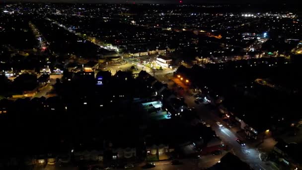 Città Britannica Illuminata Durante Notte Fredda Ventosa — Video Stock