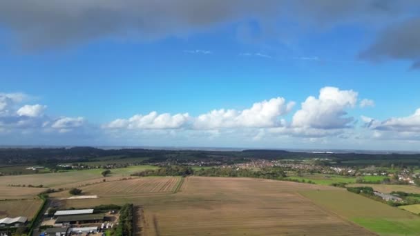 英国英格兰贝德福德郡英国郊区村庄景观的空中时差图像 2023年10月30日 — 图库视频影像