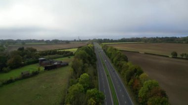 İngiltere 'nin otostop kasabasının kırsal manzarası