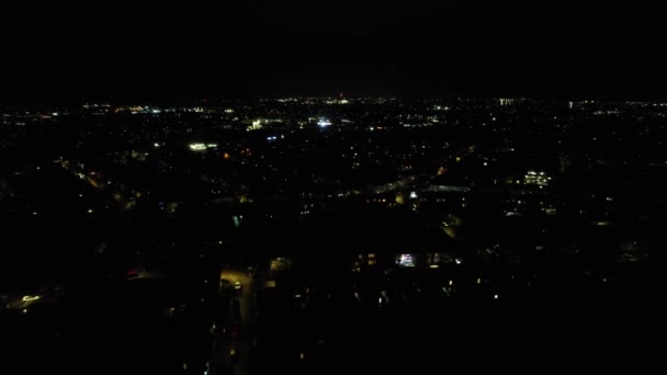 Aerial View Illuminated City Dark Night Live Fyrverkeri Nyttårskvelden Luton – stockvideo