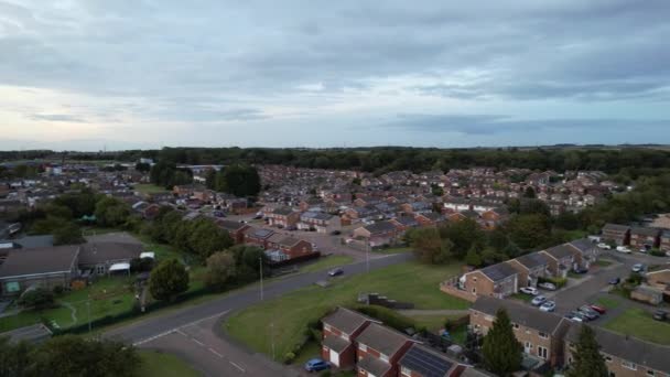 Aerial View North Luton City England Egyesült Királyság Cloudy Sunset — Stock videók