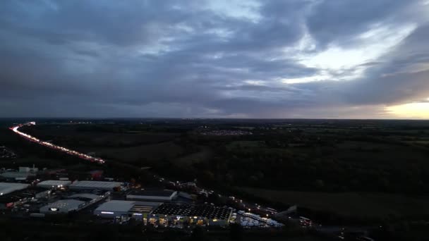 Riprese Aeree Illuminated British City Durante Notte Luton Inghilterra Regno — Video Stock