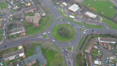 İngiltere 'nin Merkez Corby Kasabasının Yüksek Açılı Görüntüleri 11 Ocak 2024' te Soğuk, Bulutlu ve Yağmurlu bir günde
