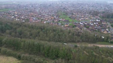 İngiltere 'nin Northamptonshire İlçesindeki Kettering Kasabasının Yüksek Açılı Görüntüleri 11 Ocak 2024 Soğuk, Bulutlu ve Yağmurlu Gününde
