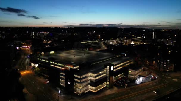 Ekim 2023 Gecesi Ngiltere Nin Aydınlanmış Luton Şehrinin Yüksek Açı — Stok video