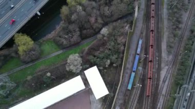 İngiltere 'nin Dagenham Londra şehrinin yüksek açılı muhteşem görüntüsü. 2 Mart 2023