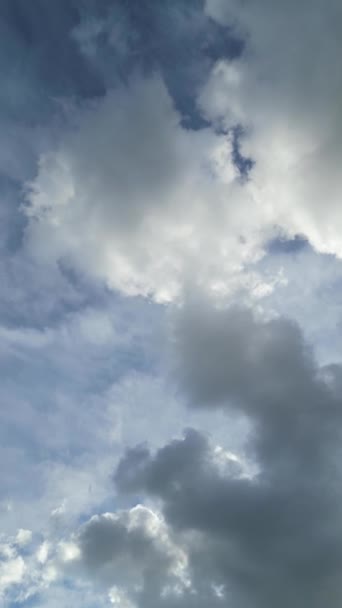 Dramatische Wolken Boven Watford City England — Stockvideo