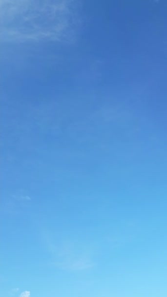 Wysokie Ujęcia Kątowe Dramatycznego Nieba Chmur Nad Watford City England — Wideo stockowe