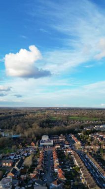 İngiltere 'nin Watford şehrinin hava görüntüsü. 3 Mart 2024