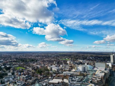 İngiltere 'nin Watford şehrinin yüksek açılı görüntüsü. 3 Mart 2024