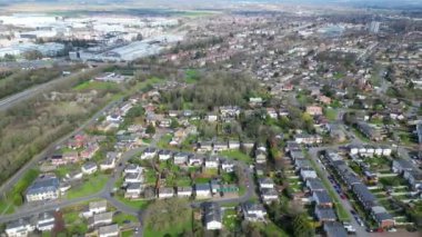 Günbatımı sırasında İngiltere 'nin Hertfordshire, İngiltere' nin Merkez Hatfield Şehri 'nin Hava Görüntüleri. 9 Mart 2024