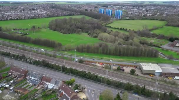 Time Lapse Luchtfoto Van North Luton City Tijdens Bewolkte Regenachtige — Stockvideo
