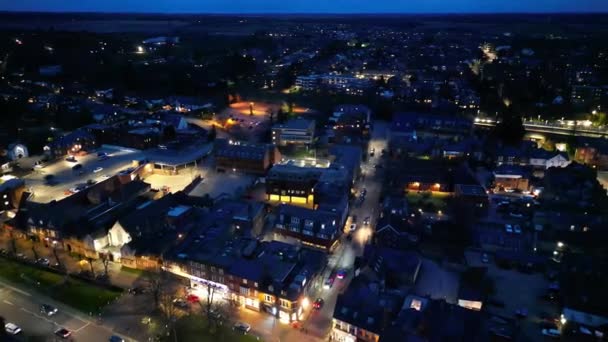 Ngiltere Nin Aydınlanmış Harpenden Kasabası Nın Yüksek Açılı Gece Görüntüleri — Stok video