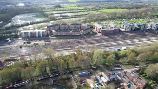 High Angle Footage Des Oxford City Railway Station Der Nähe — Stockvideo