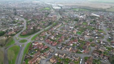 İngiltere 'nin Cambridgeshire kentindeki Saint Neots şehrinin yüksek açılı görüntüsü. 21 Mart 2024