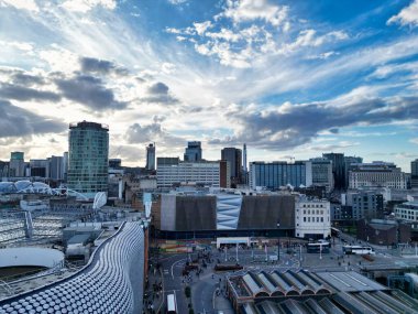 İngiltere 'nin Birmingham Merkez Şehri Şehir Merkezi Binaları Günbatımında. 30 Mart 2024